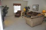 913 Henley Circle - Photo 13