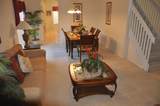 913 Henley Circle - Photo 3