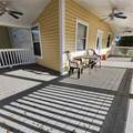 615 Laurel Avenue - Photo 2