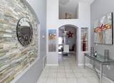 7952 Heritage Entrance Boulevard - Photo 2