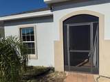 622 Samuel Place - Photo 3