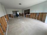 1998 Cove Drive - Photo 3