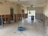 411 Shore Drive - Photo 4