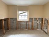 411 Shore Drive - Photo 8