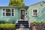 1111 Guernsey Street - Photo 2