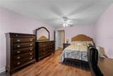 109 Sweetwater Oaks Lane - Photo 30