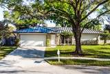 2952 Ashwood Court - Photo 2
