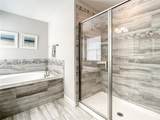 4704 Sleepy Hollow Drive - Photo 34