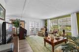 8 Cocos Plumosa Drive - Photo 17