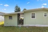 8 Cocos Plumosa Drive - Photo 35