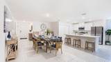 114 Tulip Lane - Photo 3