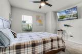 5329 Royal Point Avenue - Photo 14