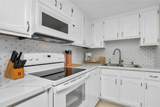 180 Seaview Court - Photo 15