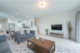 470 Lake Shore Parkway - Photo 2