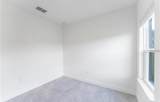 1910 Lakeview Lane - Photo 15
