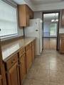930 Saint George Street - Photo 3