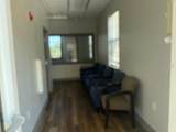 1045 Primera Boulevard - Photo 2