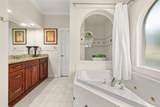 1855 Vista Royale Boulevard - Photo 32