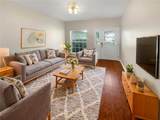 915 Woodbridge Court - Photo 4