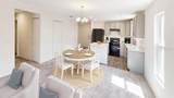 2140 Hibiscus Place - Photo 4