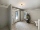 300 Avenue E - Photo 15