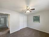 300 Avenue E - Photo 17