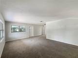300 Avenue E - Photo 3