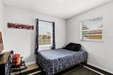 558 Tyler Avenue - Photo 8