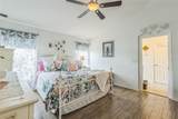 6935 Runner Oak Drive - Photo 22