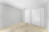 818 Park Lake Circle - Photo 17