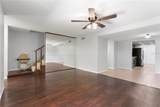 818 Park Lake Circle - Photo 3