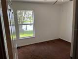 2421 Queenswood Circle - Photo 44