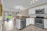 517 Wilton Circle - Photo 4