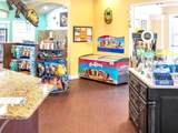 8023 King Palm Circle - Photo 21