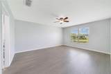 2298 The Oaks Boulevard - Photo 10