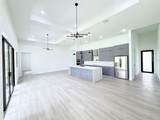 1177 Petronia Street - Photo 12
