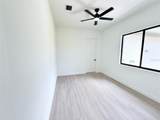 1177 Petronia Street - Photo 17