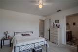 6540 Windsor Lake Circle - Photo 17