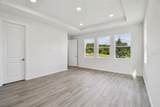903 Pointe Emerson Boulevard - Photo 32