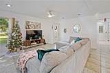 2649 Albion Avenue - Photo 5