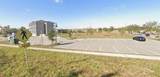 811 Retreat Boulevard - Photo 1