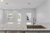 288 Oak Avenue - Photo 6