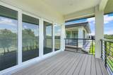 3036 Kensington Avenue - Photo 40