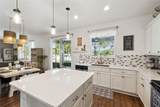 2813 Shelburne Way - Photo 13