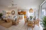985 Ridgemount Place - Photo 4