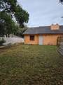 572 Maineline Boulevard - Photo 7