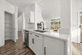 220 Wimbledon Circle - Photo 14