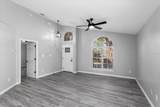 1621 Winter Green Boulevard - Photo 3