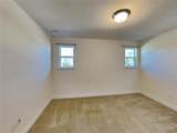 3121 Twin Shore Lane - Photo 18