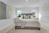 1010 Robinson Street - Photo 11